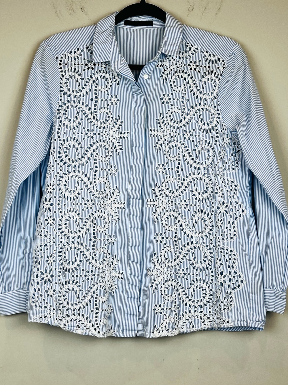 Jenni Kayne Blue White Striped Eyelet Button-Up Shirt Limited Edition Size Small